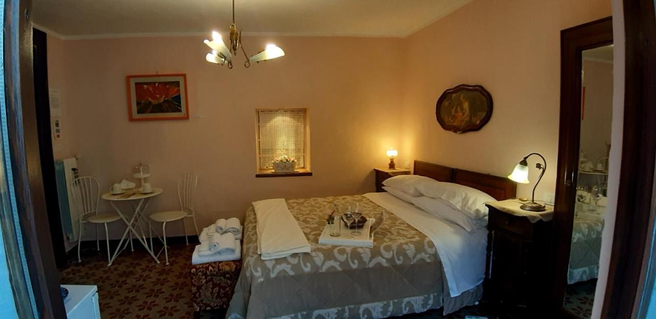 La Casa Del Pittore Di Petralia เปตราเลียโซปรานา ภายนอก รูปภาพ