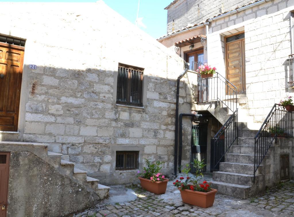 La Casa Del Pittore Di Petralia เปตราเลียโซปรานา ภายนอก รูปภาพ